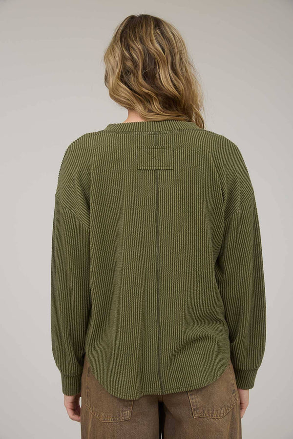 OLIVE WASHED RIBBED LONG SLEEVE HENLEY KNIT TOP