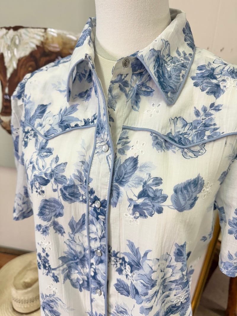 Fancy Floral Pearl snap western short sleeve blouse 