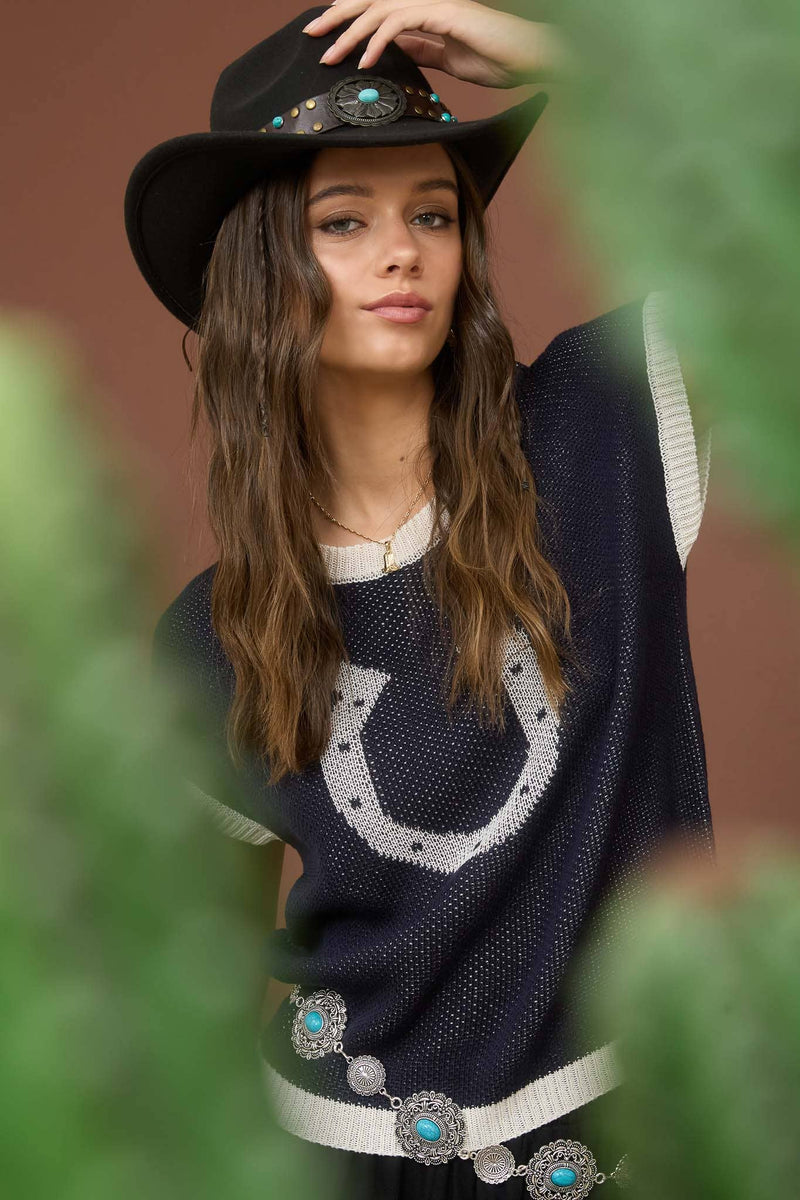 NAVY HORSESHOE SHORT SLEEVE KNIT SWEATER