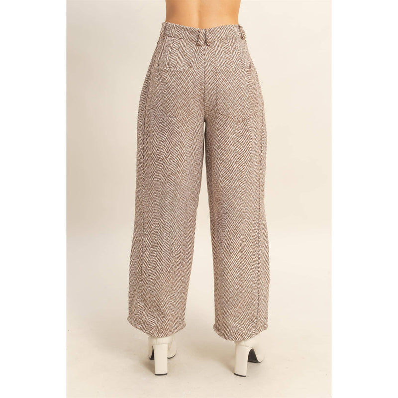 Herringbone Patterned Barrel Pants: BROWN