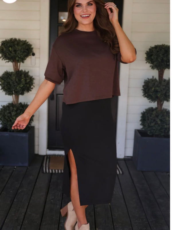 Black midi skirt with side slit