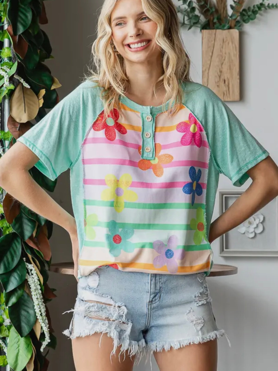 Multi Color Daisy Top – Rockin A Design TX