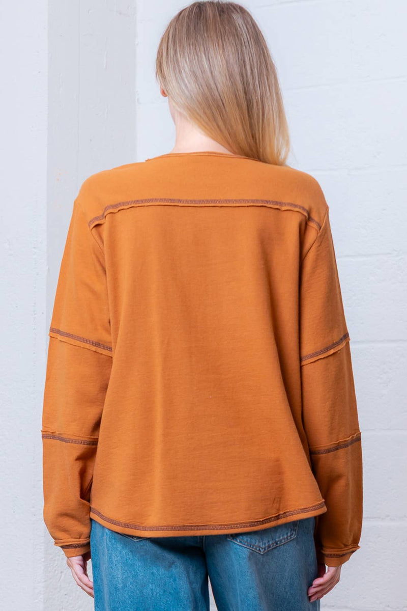 BOAT NECK WESTERN EMBO TOP: Camel