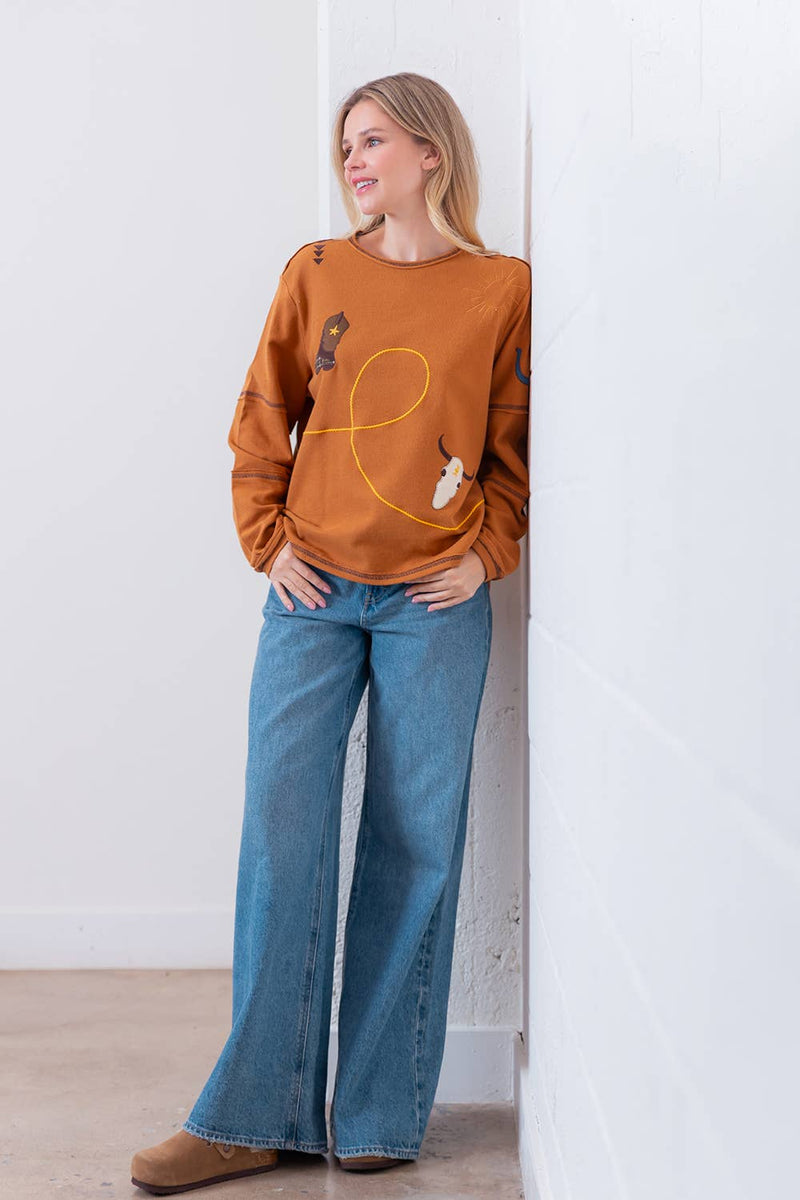 BOAT NECK WESTERN EMBO TOP: Camel