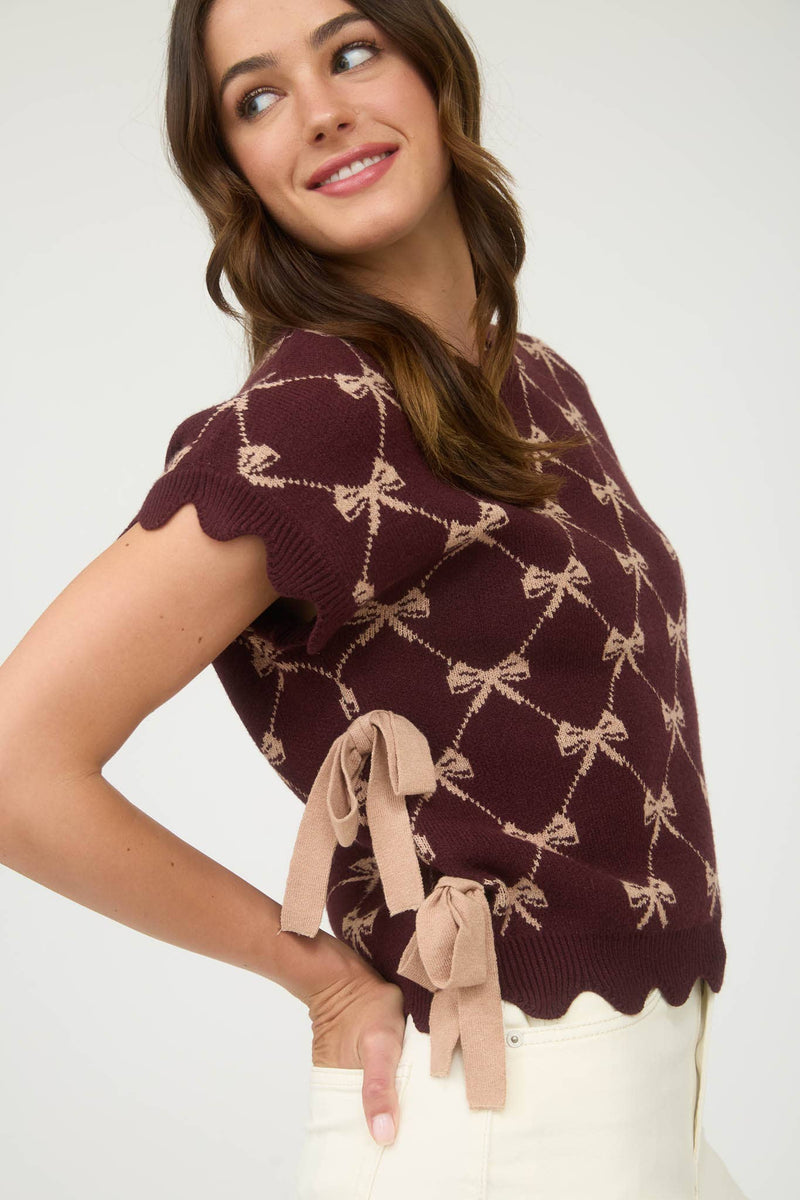 BURGUNDY BOW PATTERN SHORT SLEEVE SIDE TIE KNIT PULLOVER