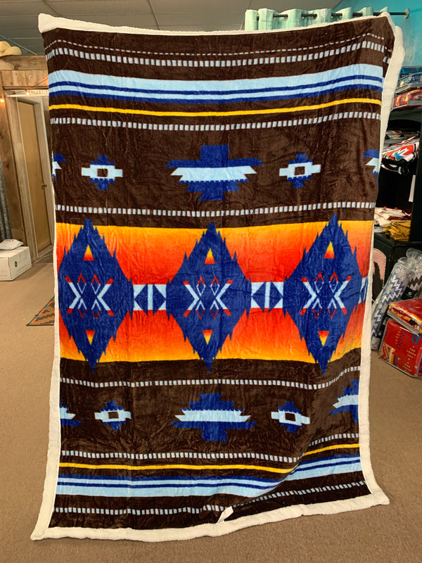 Los Alamos aztec sherpa blanket